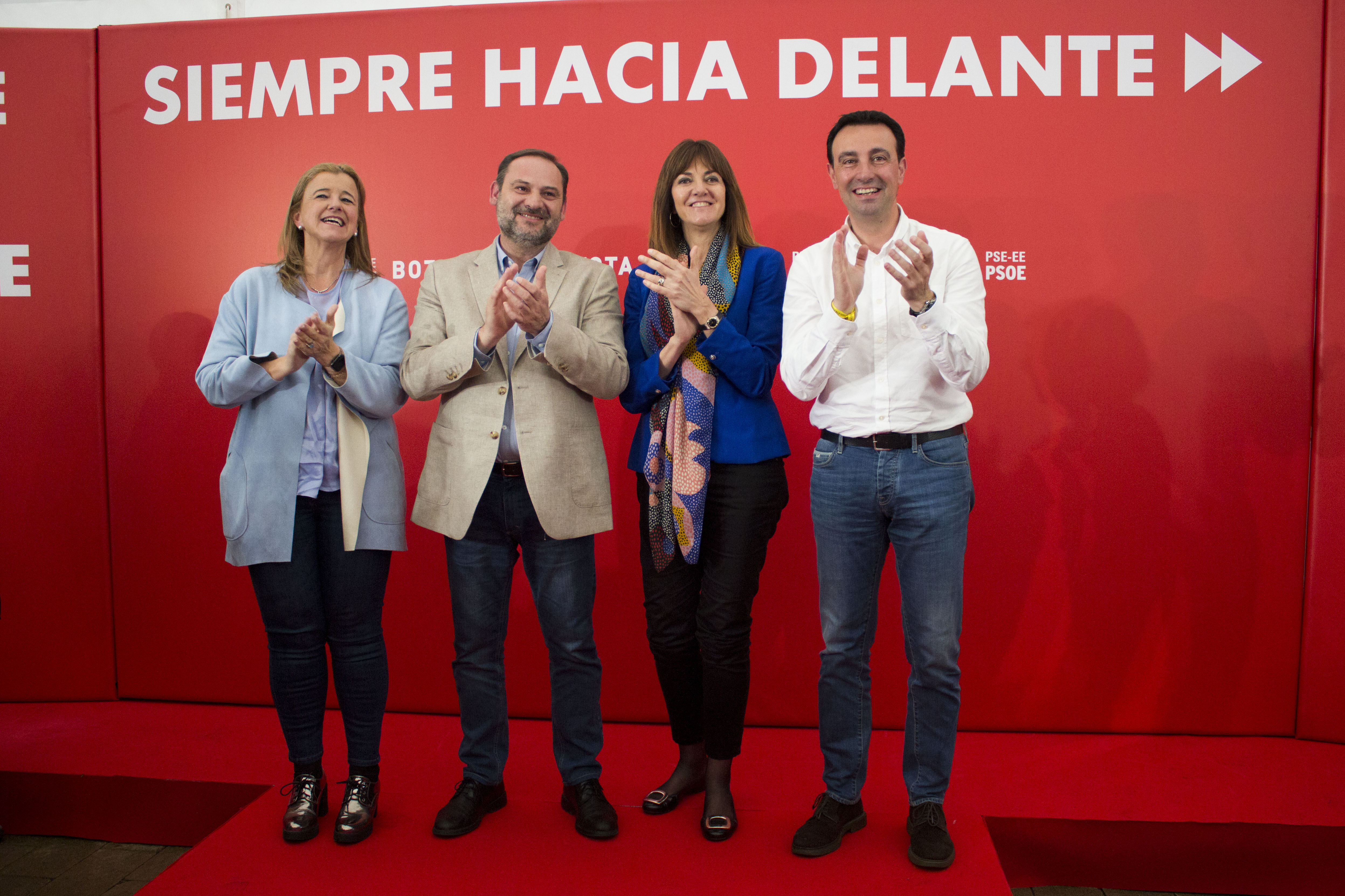 Acto político en Portugalete, con José Luis Ábalos, Idoia Mendia, Teresa Laespada y Mikel Torres